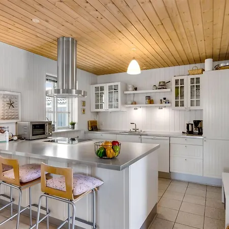 Othelia - 1-8km From The Sea By Interhome Feriehus *
