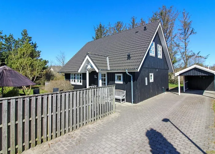 Othelia - 1-8km From The Sea By Interhome
